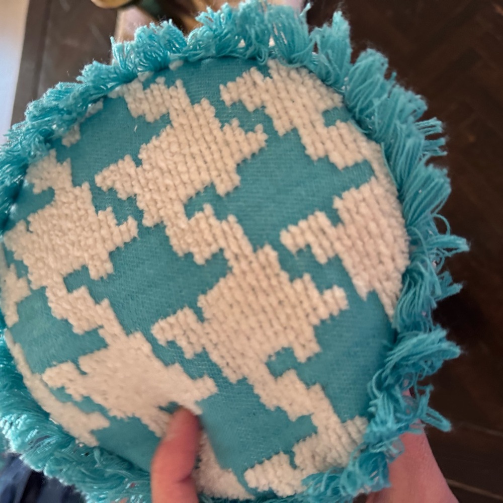 Frontgate Turquoise and White outdoor Accent Pillow Set - Picture 5 of 9
